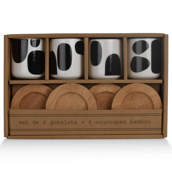 Set 4 skodelic z bambusovimi podstavki
