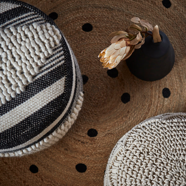 Round jute rug