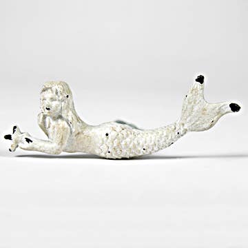 Mermaid-shaped drawer handle