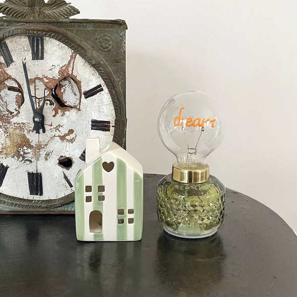 Namizna svetilka, Dream